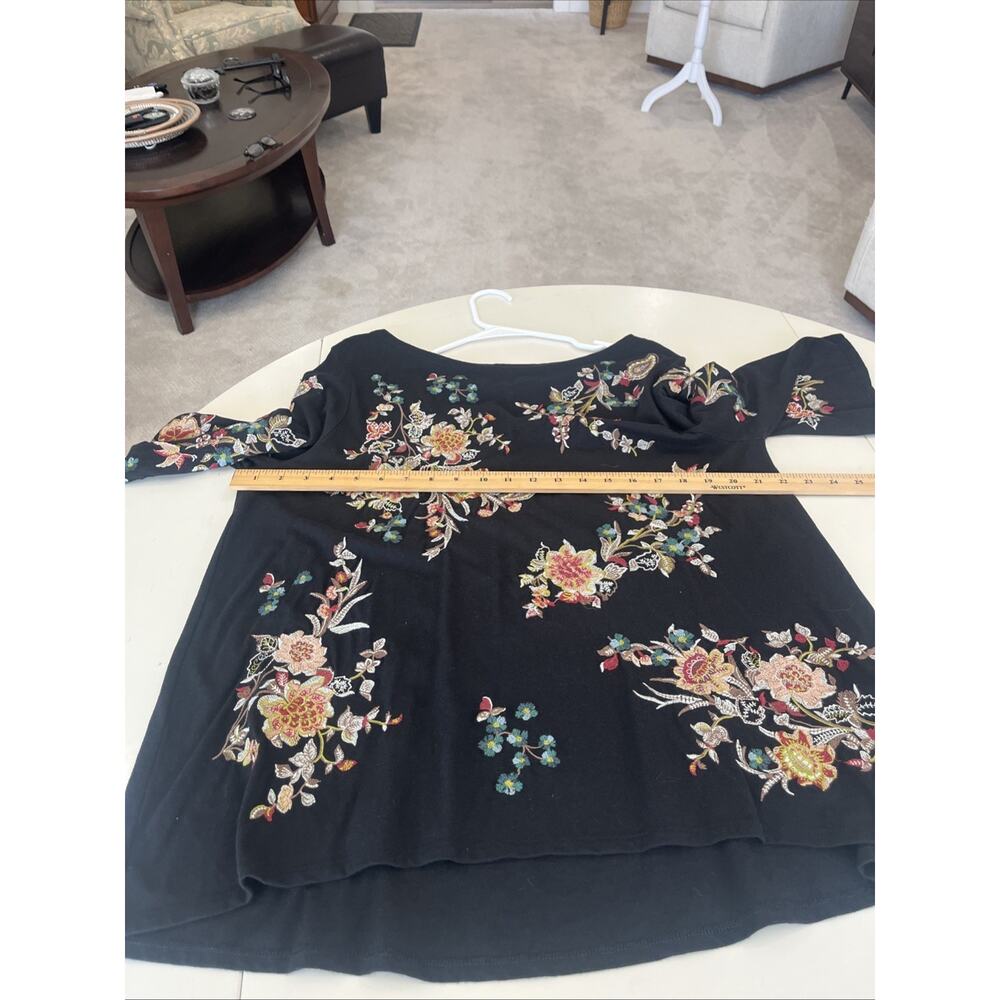 J Jill Size 1X Black Embroidered 3/4 Sleeve Top Shirt Flowers Floral 2 Sided - Picture 6 of 10